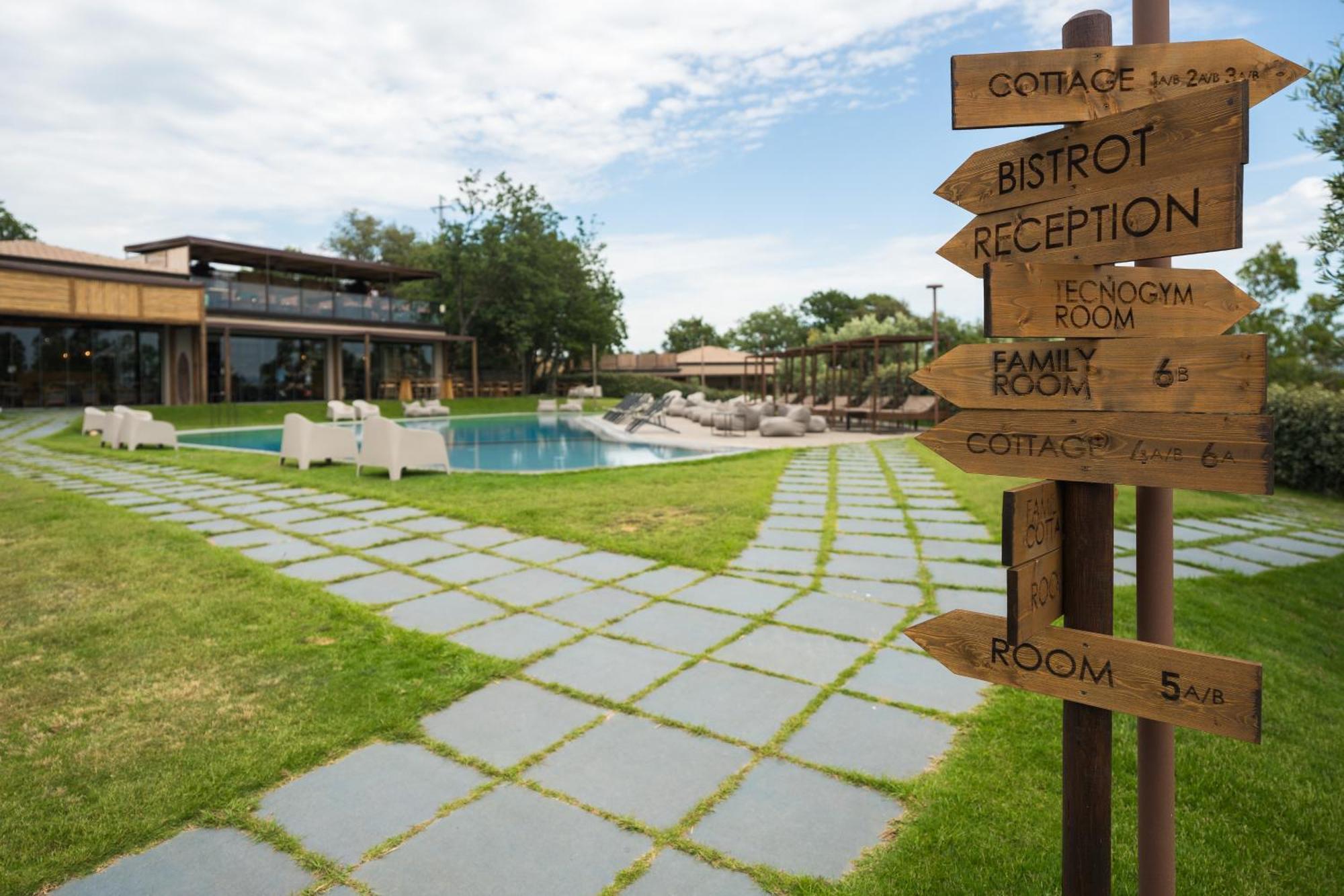 Hang Loose Cottage Hotel & Resort 4 Stelle Gizzeria Calabria Eksteriør billede